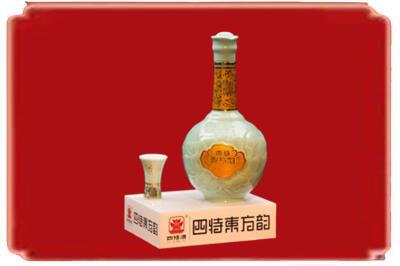 昌都烟酒回收四特酒.jpg